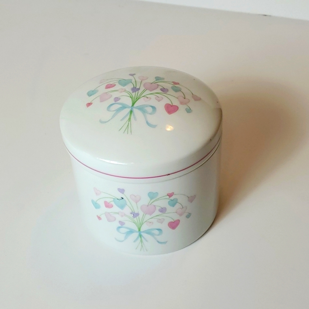 Glass white with hearts dish with lid